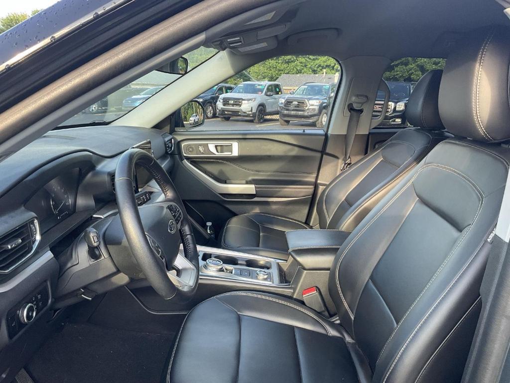 used 2023 Ford Explorer car, priced at $35,000