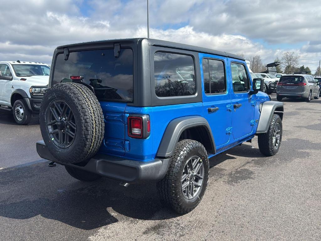 new 2025 Jeep Wrangler car, priced at $47,140