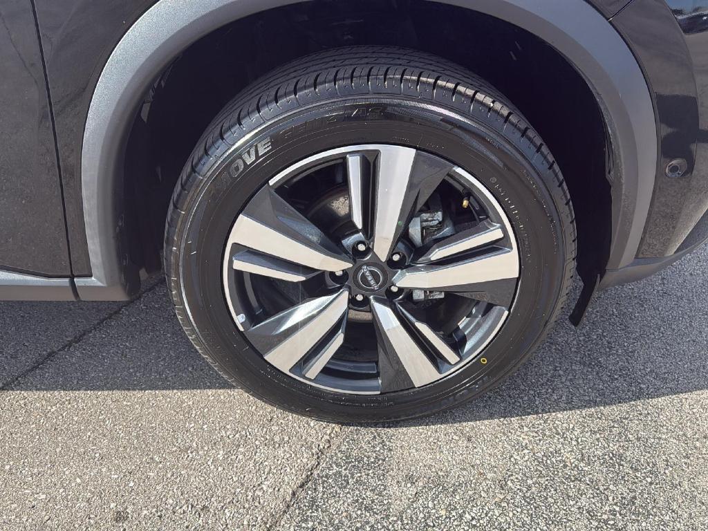 used 2023 Nissan Rogue car, priced at $25,400