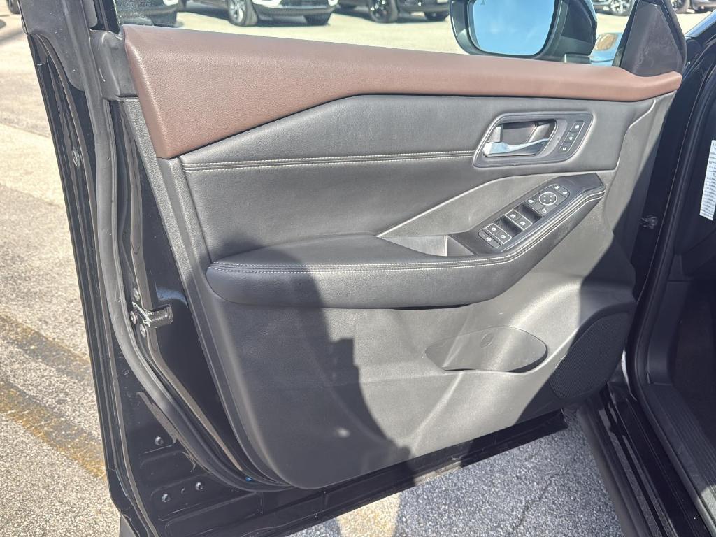 used 2023 Nissan Rogue car, priced at $25,400