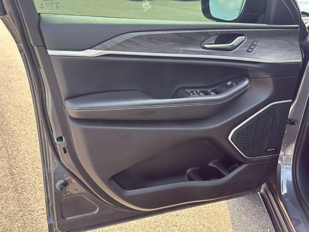 used 2021 Jeep Grand Cherokee L car, priced at $29,750