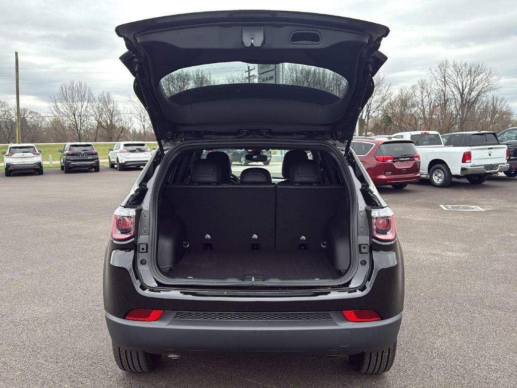 new 2025 Jeep Compass car, priced at $29,855