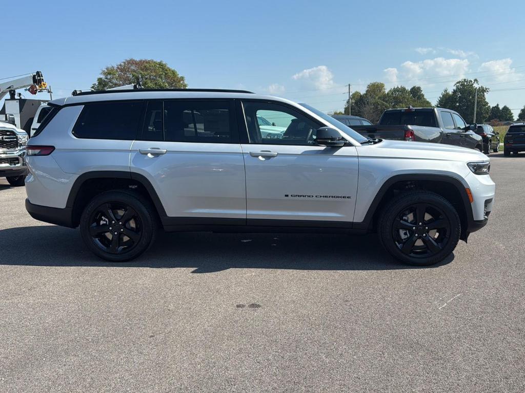 new 2025 Jeep Grand Cherokee L car, priced at $45,375