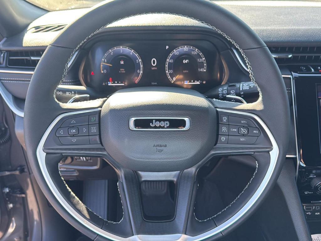 new 2025 Jeep Grand Cherokee L car, priced at $44,375