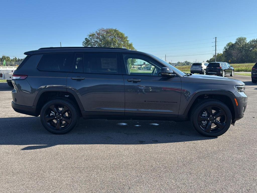 new 2025 Jeep Grand Cherokee L car, priced at $44,375