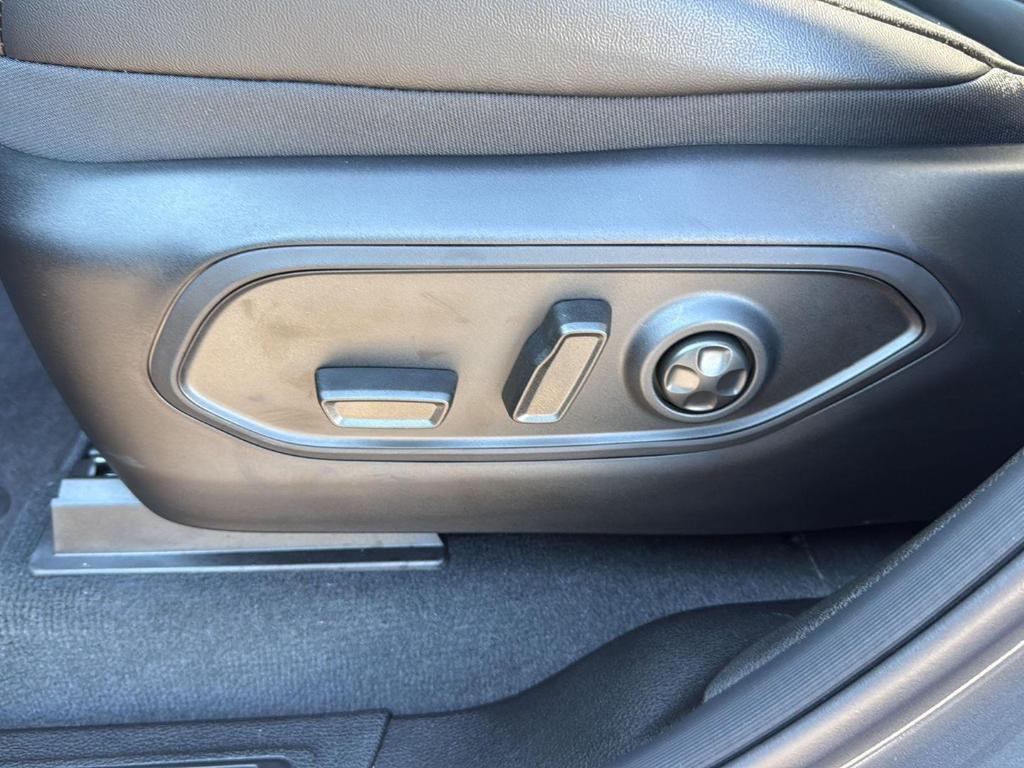 new 2025 Jeep Grand Cherokee L car, priced at $44,375