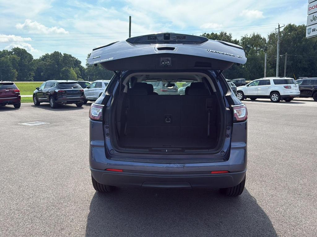 used 2014 Chevrolet Traverse car, priced at $7,250