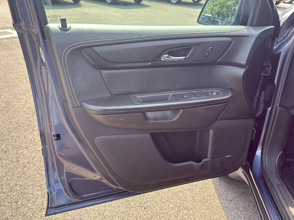used 2014 Chevrolet Traverse car, priced at $7,250