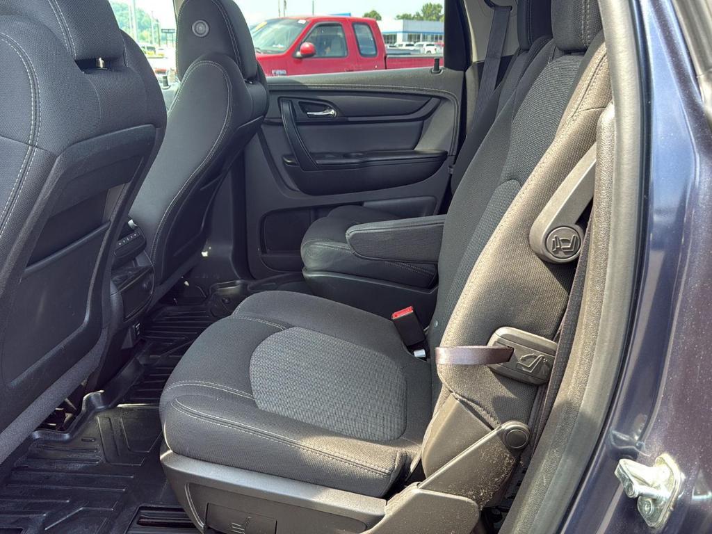 used 2014 Chevrolet Traverse car, priced at $7,250
