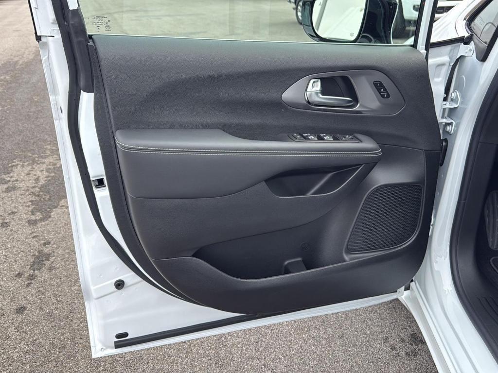 new 2026 Chrysler Pacifica car, priced at $41,640