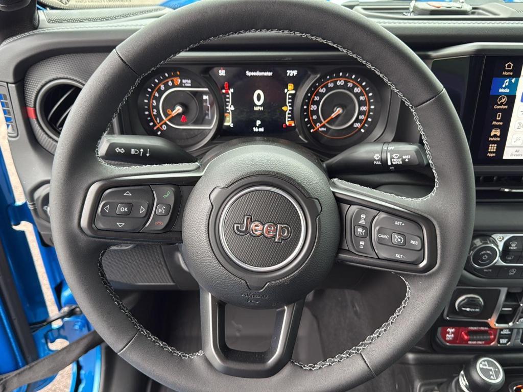 new 2025 Jeep Gladiator car, priced at $53,850