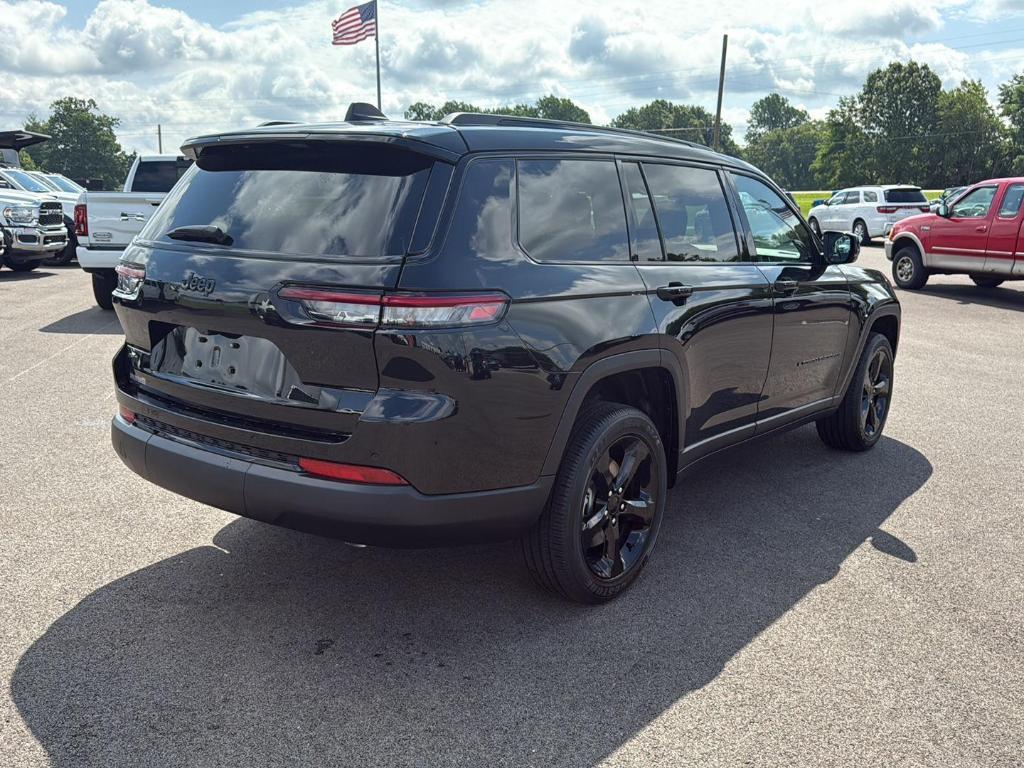 new 2025 Jeep Grand Cherokee L car, priced at $40,573