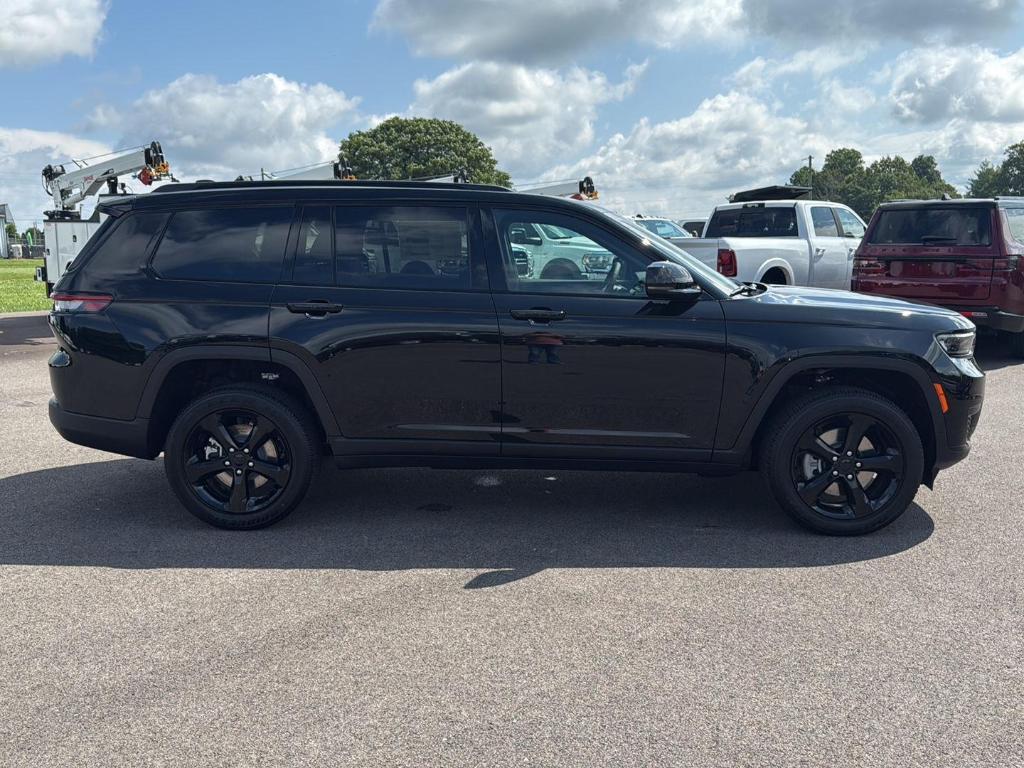 new 2025 Jeep Grand Cherokee L car, priced at $40,573