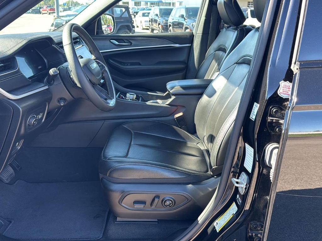 used 2024 Jeep Grand Cherokee L car, priced at $36,900