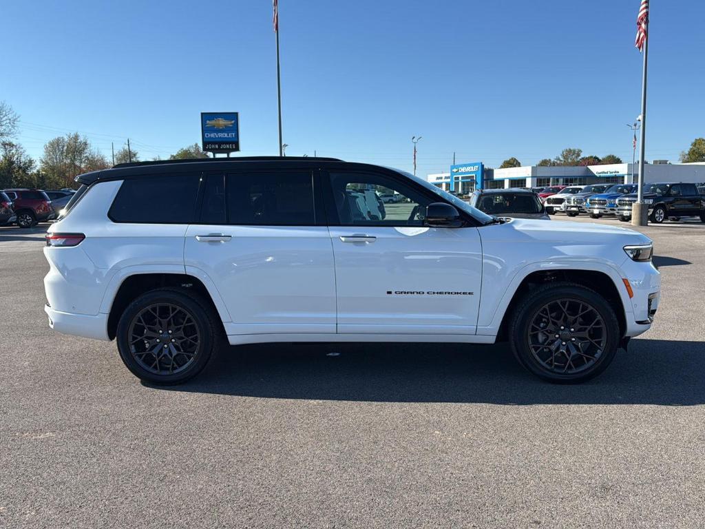 new 2025 Jeep Grand Cherokee L car, priced at $58,711