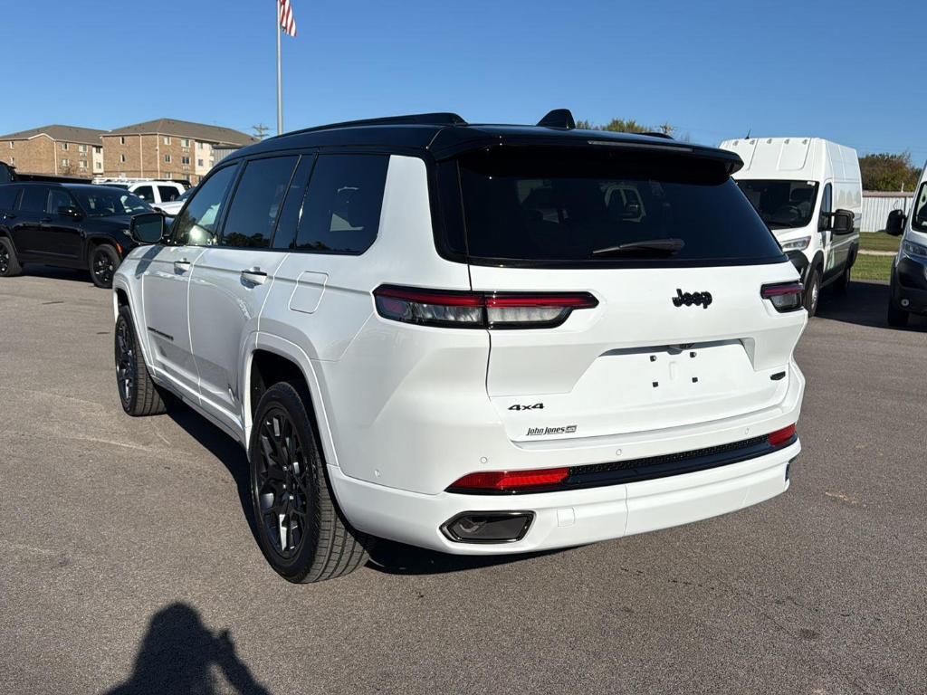 new 2025 Jeep Grand Cherokee L car, priced at $58,711