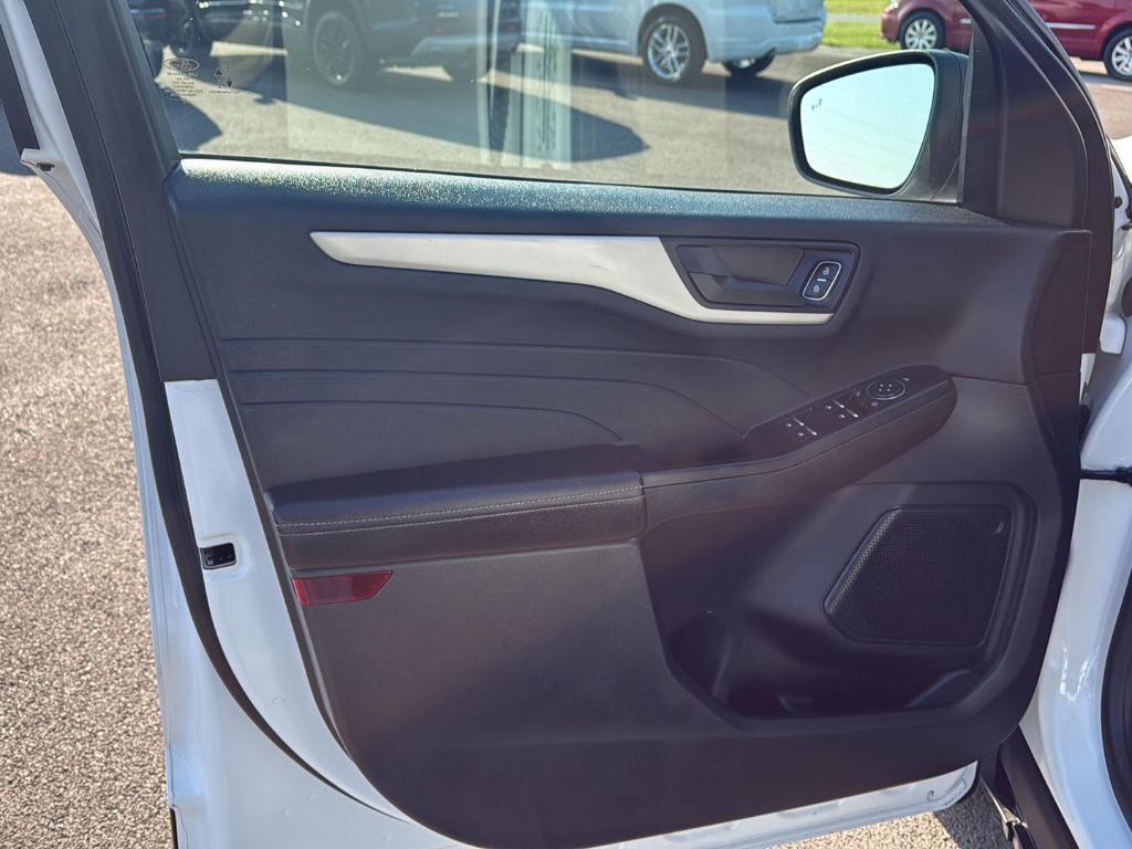 used 2022 Ford Escape car, priced at $17,500