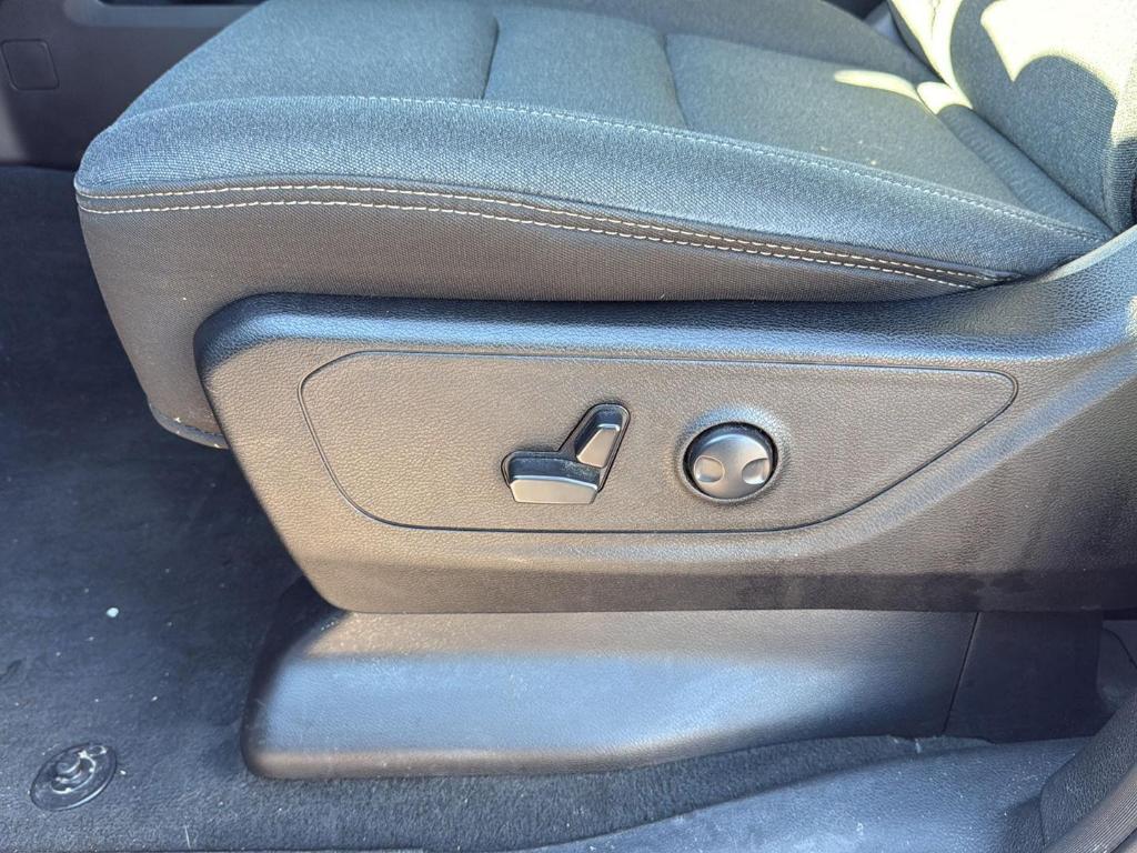 used 2023 Ram 1500 car, priced at $30,750