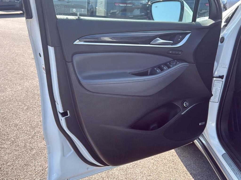 used 2022 Buick Enclave car, priced at $26,000