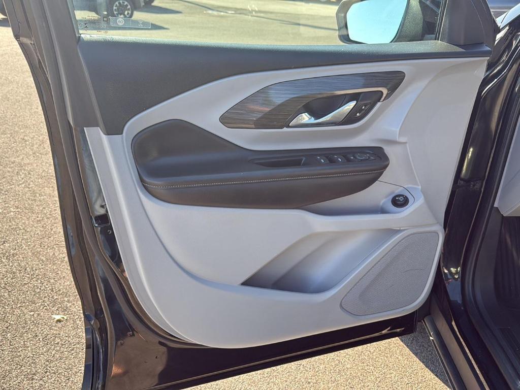 used 2023 GMC Terrain car, priced at $21,900