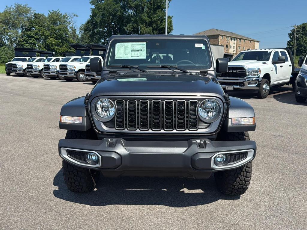 new 2025 Jeep Gladiator car, priced at $46,795
