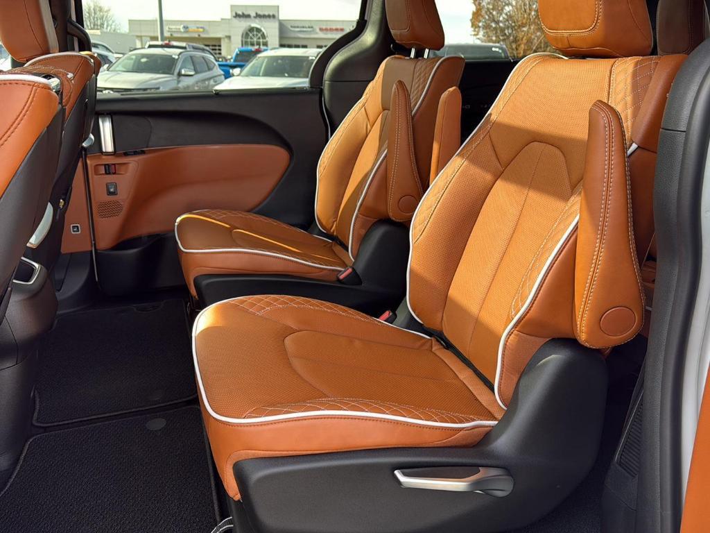 new 2026 Chrysler Pacifica car, priced at $52,147