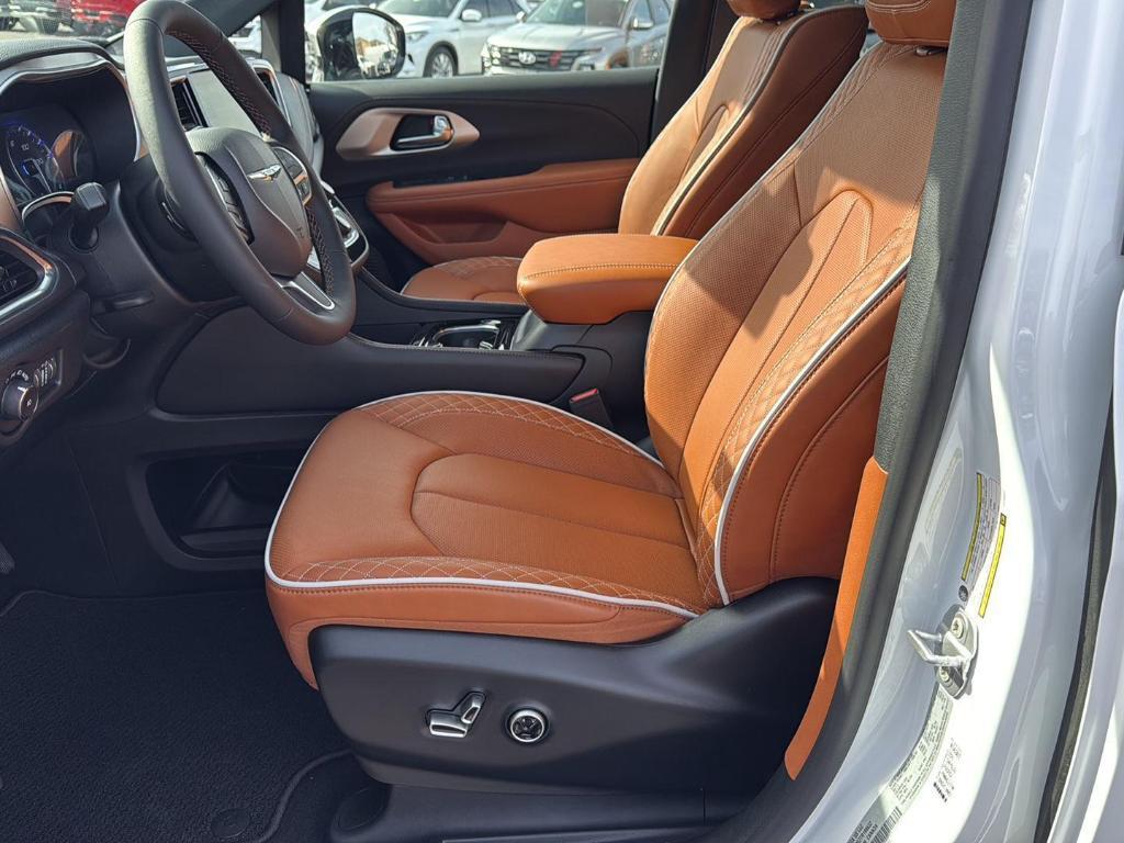 new 2026 Chrysler Pacifica car, priced at $52,147
