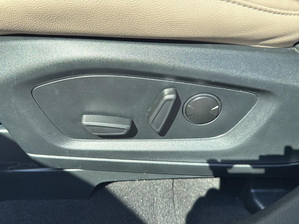 used 2023 Ford Explorer car, priced at $34,000