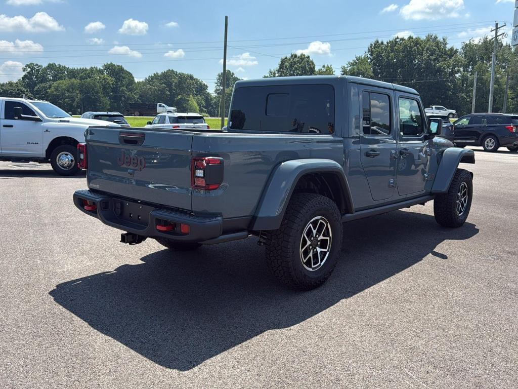 new 2025 Jeep Gladiator car, priced at $49,859