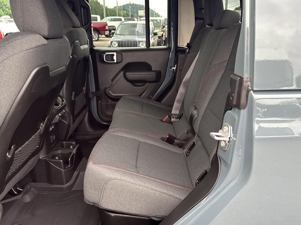 new 2025 Jeep Gladiator car, priced at $49,859