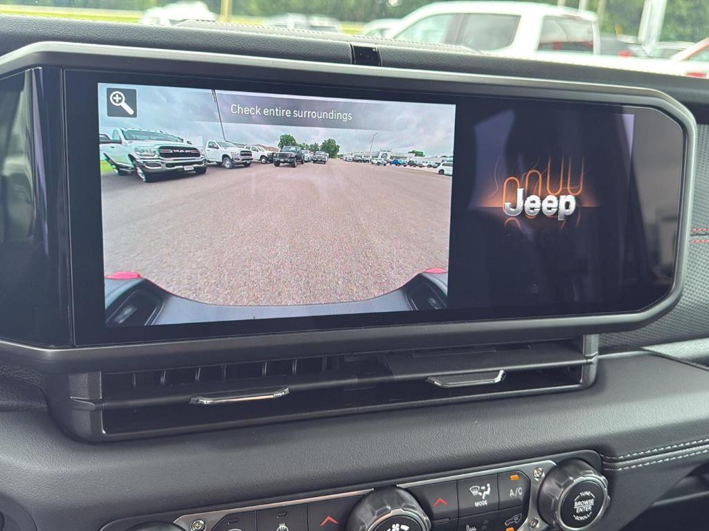 new 2025 Jeep Gladiator car, priced at $49,859