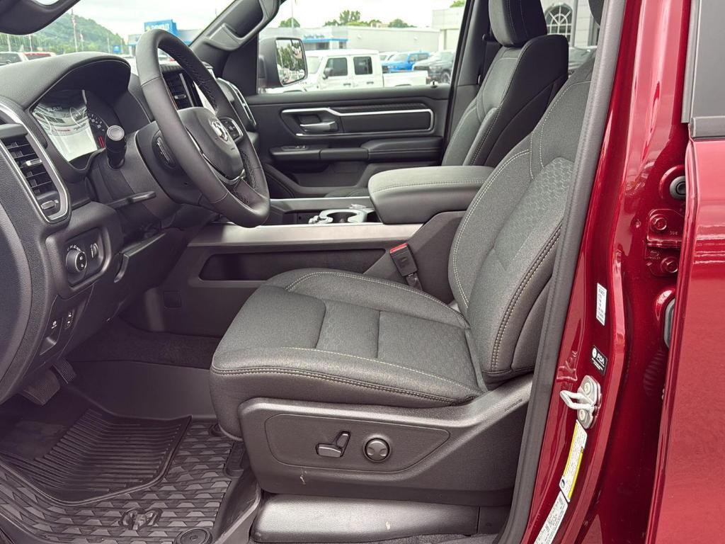 new 2025 Ram 1500 car, priced at $55,675