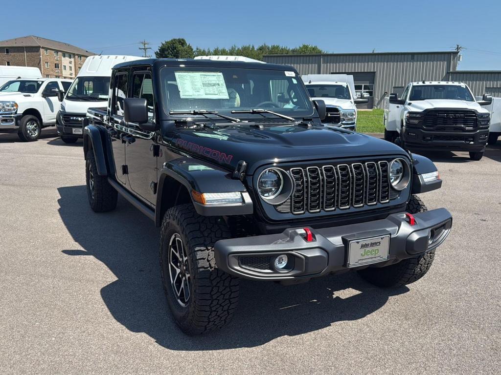 new 2025 Jeep Gladiator car, priced at $50,100