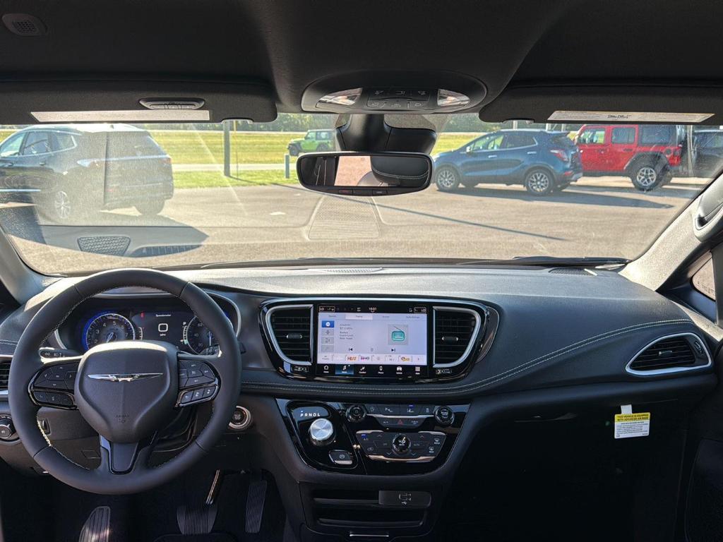 new 2026 Chrysler Pacifica car, priced at $45,915