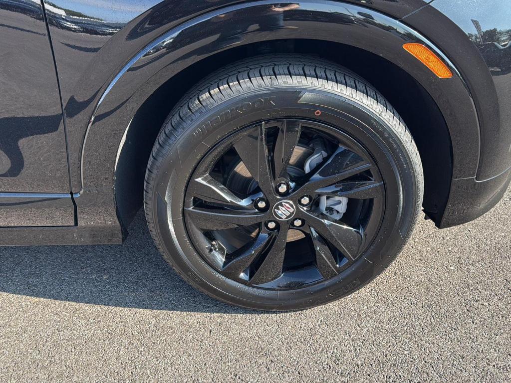 used 2025 Buick Encore GX car, priced at $25,000