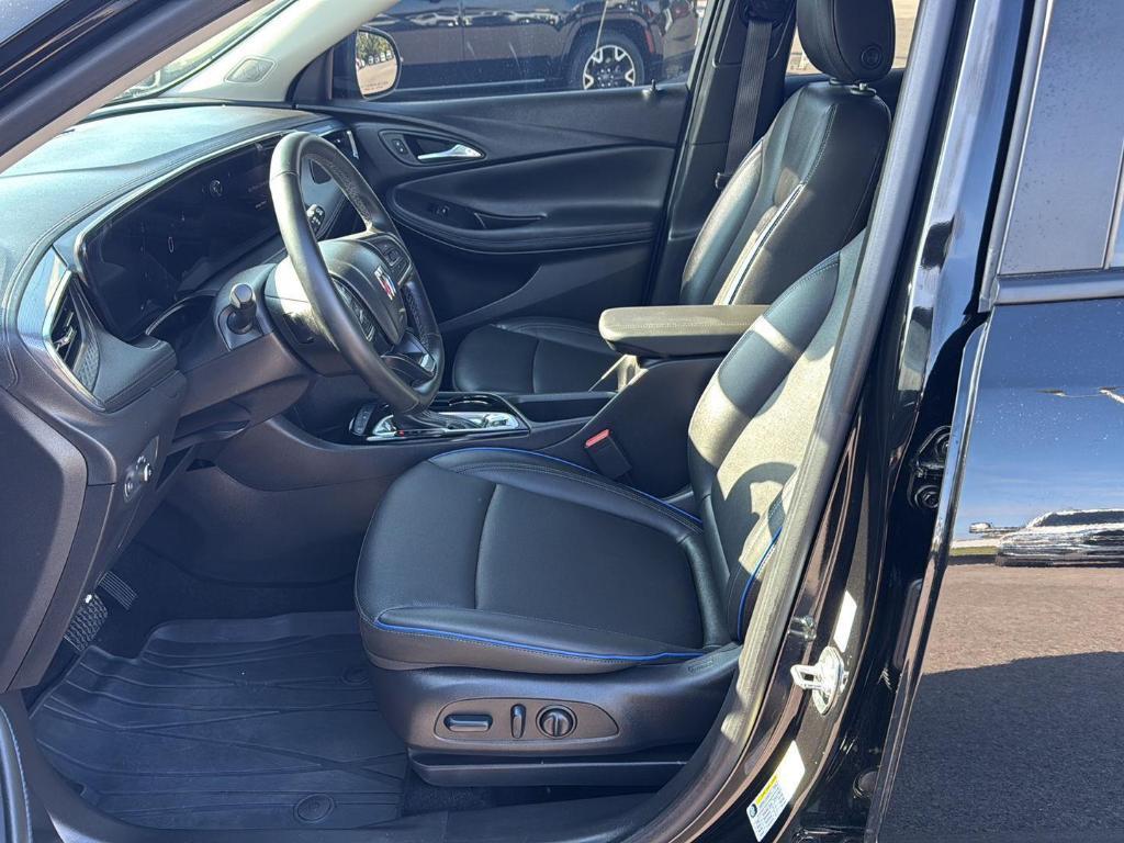 used 2025 Buick Encore GX car, priced at $25,000