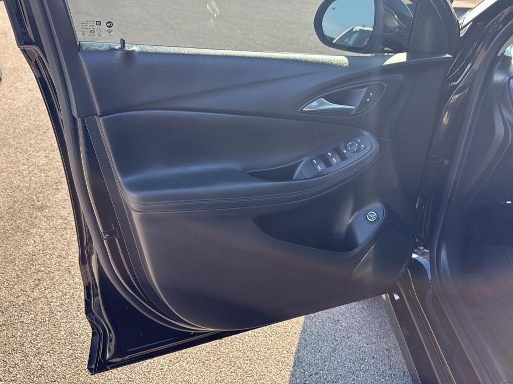 used 2025 Buick Encore GX car, priced at $25,000
