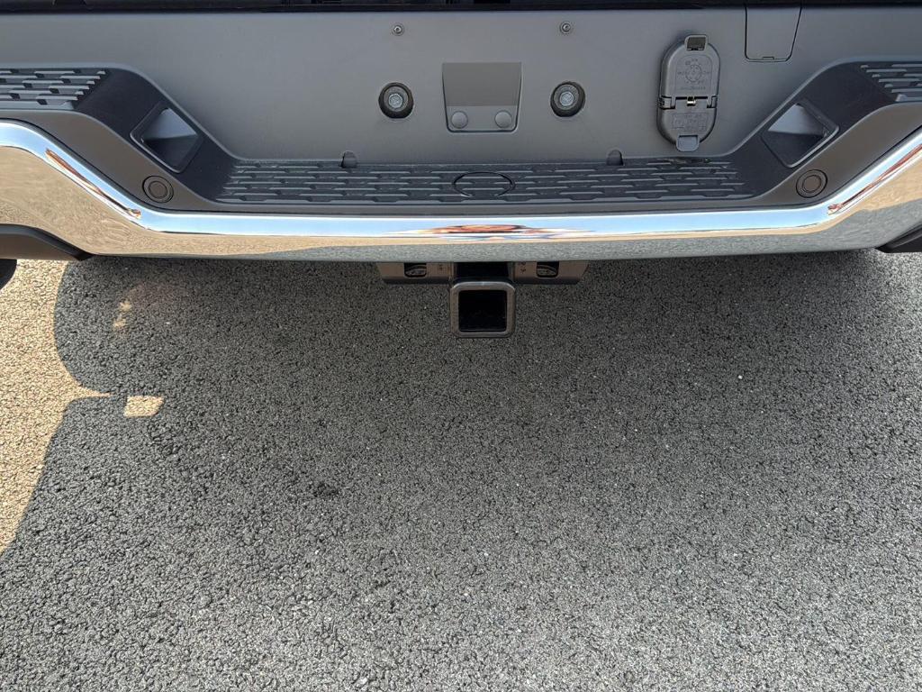 new 2025 Ram 1500 car, priced at $61,339