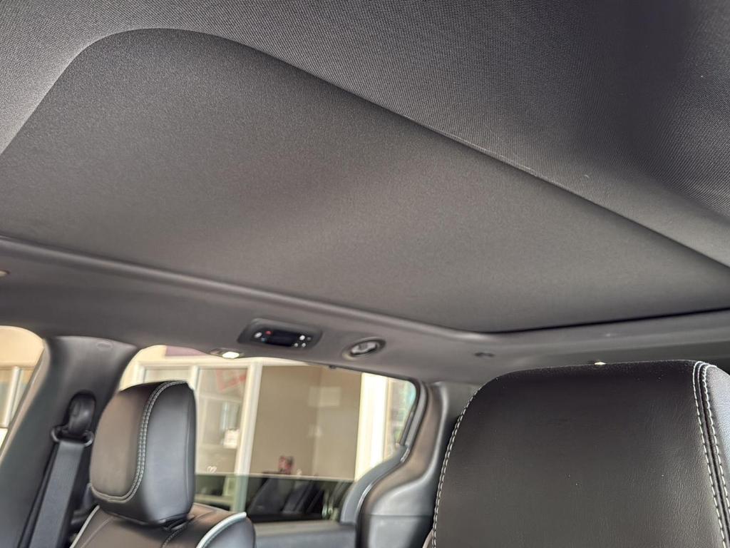 new 2025 Chrysler Pacifica car, priced at $43,917
