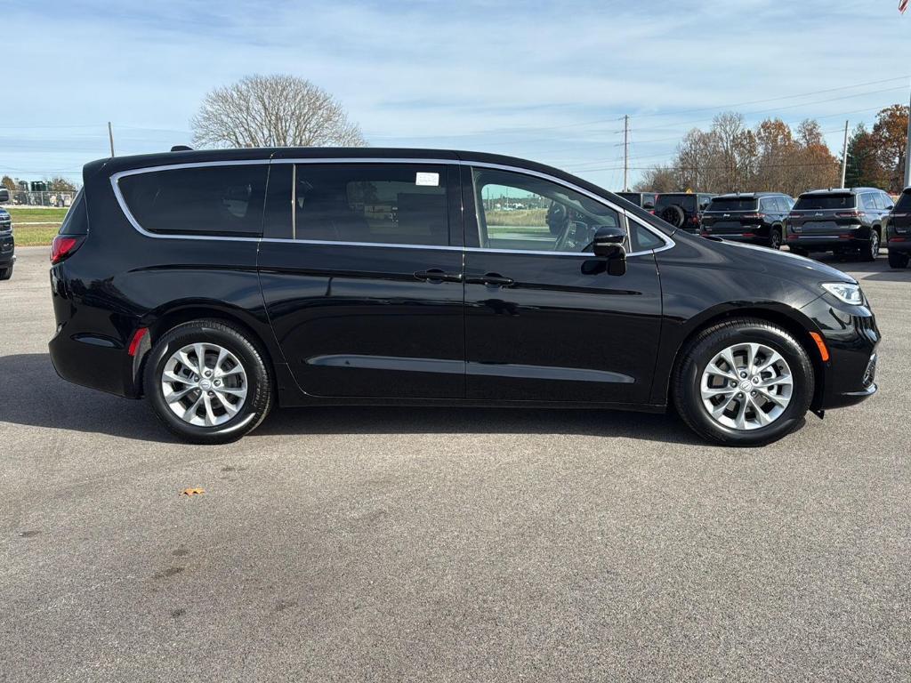 new 2026 Chrysler Pacifica car, priced at $50,466