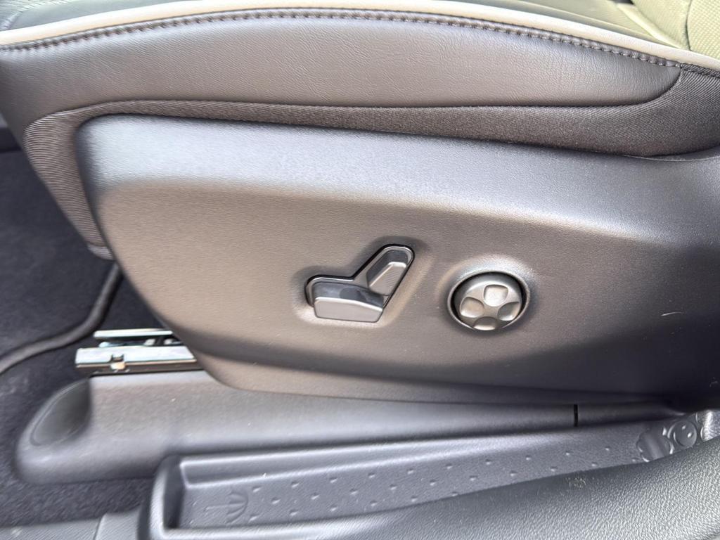 new 2026 Chrysler Pacifica car, priced at $50,466