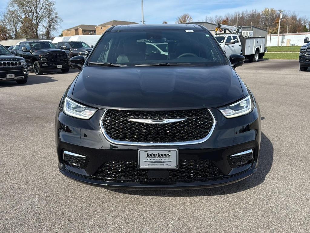new 2026 Chrysler Pacifica car, priced at $50,466