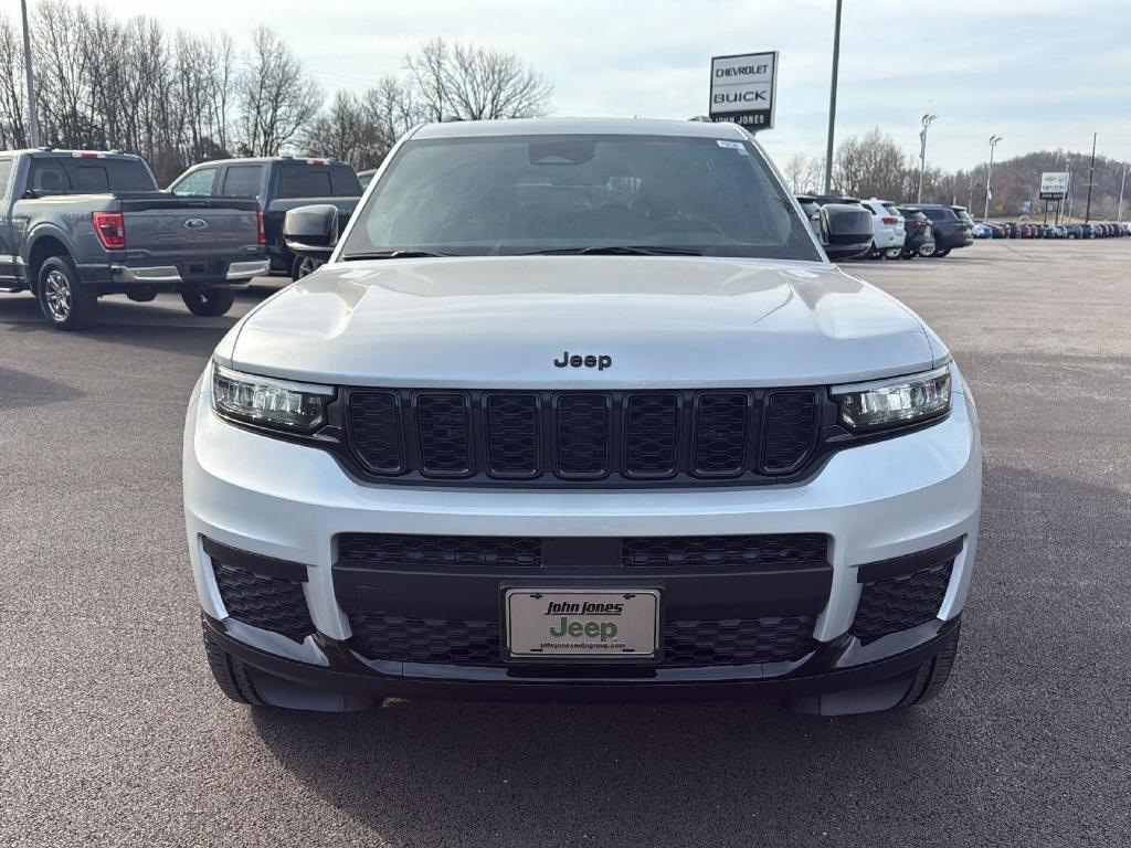 new 2025 Jeep Grand Cherokee L car, priced at $46,082