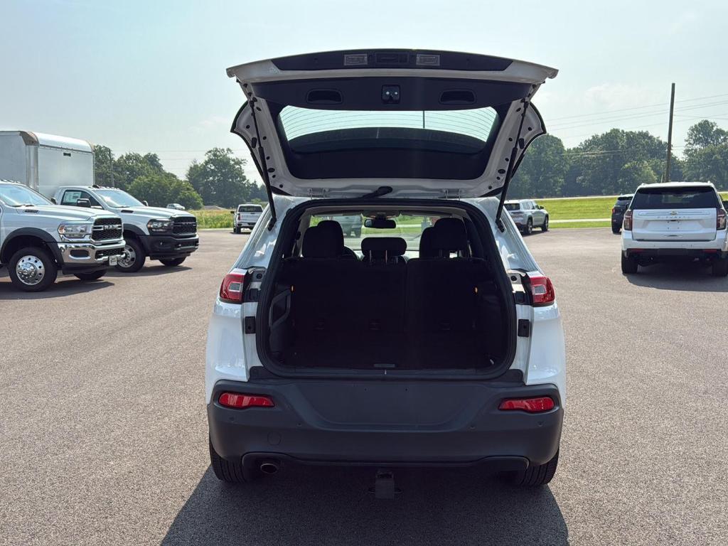 used 2017 Jeep Cherokee car, priced at $11,500