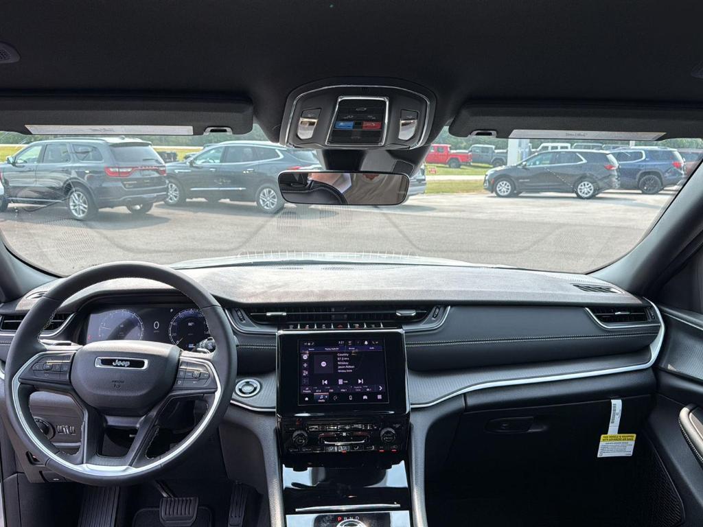 new 2025 Jeep Grand Cherokee L car, priced at $43,730
