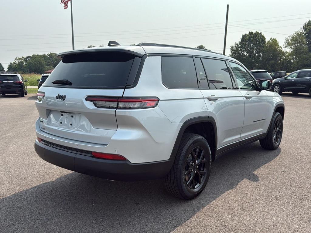 new 2025 Jeep Grand Cherokee L car, priced at $43,730