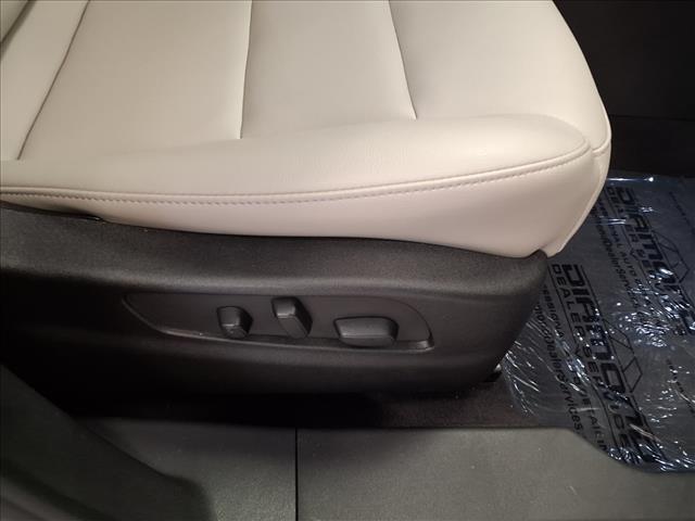 used 2023 Cadillac XT4 car, priced at $27,876