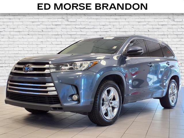 used 2018 Toyota Highlander car, priced at $23,987