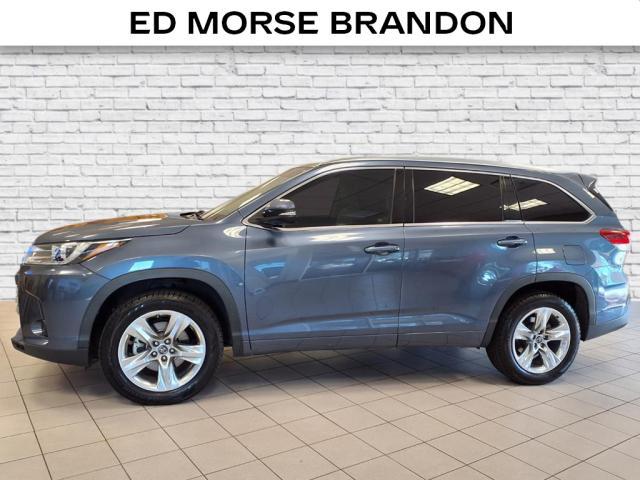 used 2018 Toyota Highlander car, priced at $23,987
