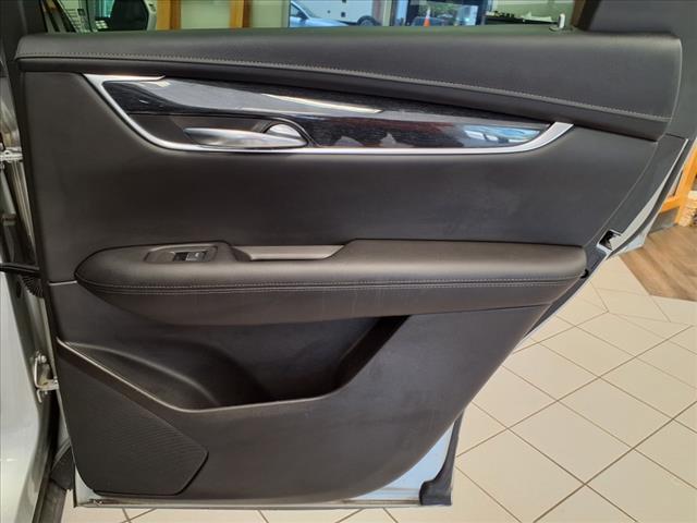 used 2020 Cadillac XT5 car, priced at $22,741
